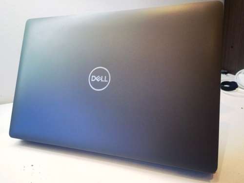 BEAST!*Graphic Design/Engineering*DELL PRECISION 3540*i7-8565U*16GB RAM*512GB SSD*AMD FIREPRO*FHD