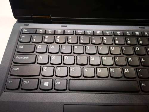 FREE DELIVERY!*AS NEW!*fast!*LENOVO THINKPAD YOGA 11e*m3-7Y30*8GB RAM*256GB SSD*IPS TOUCHSCREEN*FLIP