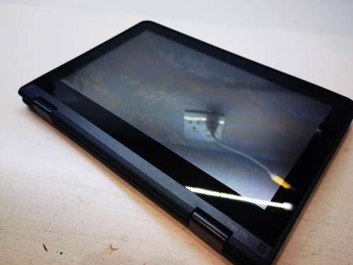 FREE DELIVERY!*AS NEW!*fast!*LENOVO THINKPAD YOGA 11e*m3-7Y30*8GB RAM*256GB SSD*IPS TOUCHSCREEN*FLIP