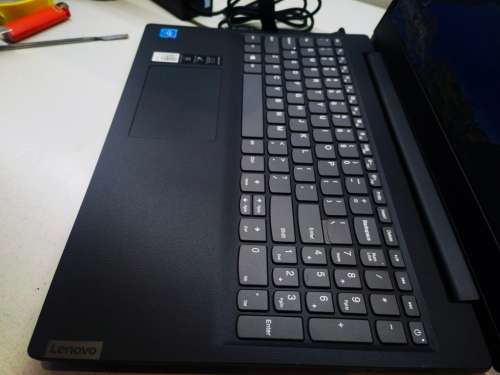 *STUNNING 8th GEN*LENOVO S145*N4000*8GB DDR4*500GB*UHD 600 GRAPHICS*
