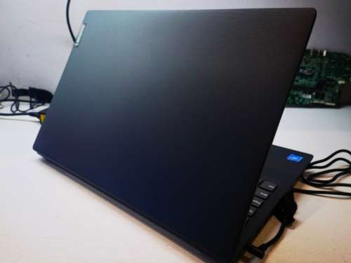 *STUNNING 8th GEN*LENOVO S145*N4000*8GB DDR4*500GB*UHD 600 GRAPHICS*