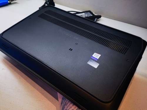 ABSOLUTE BEAST!*FAST!*HP ZBOOK 15 G4 i7-7820HQ*16GB*256GB SSD*1TB HDD*FHD*NVIDIA QUADRO M1200