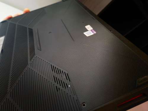 Gaming Beast!*ASUS TUF FX705DT*RYZEN 7-3750H*16GB RAM*256GB SSD*1TB HDD*FHD*GTX1650*RGB*