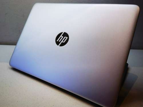 HIGH SPEC!*VERY FAST!*HP ELITEBOOK 840 G4*i5-7200U*8GB*500GB HDD*HD*HD 620*BACKLIT