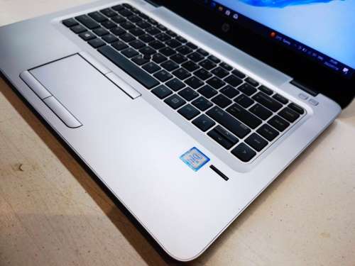 HIGH SPEC!*VERY FAST!*HP ELITEBOOK 840 G4*i5-7200U*8GB*500GB HDD*HD*HD 620*BACKLIT