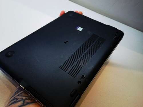 HIGH SPEC!*VERY FAST!*HP ELITEBOOK 840 G4*i5-7200U*8GB*500GB HDD*HD*HD 620*BACKLIT