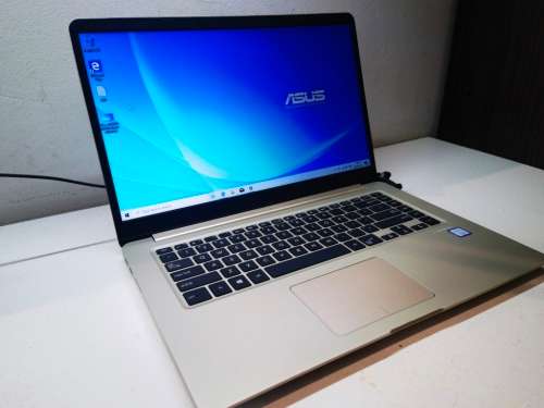 BEAUTIFUL*HIGH SPEC*ASUS VIVOBOOK S510UA*i5-8250u*HD*1000GB SSHD*8GB RAM*UHD 620 GRAPHICS