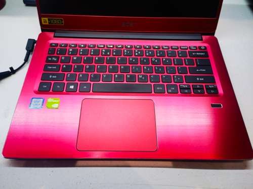 VERY FAST!*HIGH SPEC!*BEAUTY*ACER SWIFT 3*i5-8265U*IPS FHD*8GB RAM*256GB SSD*NVIDIA MX150*