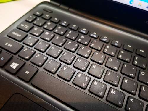 HOME/SCHOOL*ACER ASPIRE E1-570*i3-3217U*4GB RAM*1000GB HDD*DVD