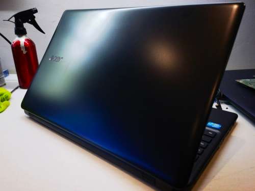 HOME/SCHOOL*ACER ASPIRE E1-570*i3-3217U*4GB RAM*1000GB HDD*DVD
