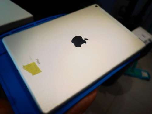 HIGH SPEC!*BEAUTIFUL CONDITION*APPLE IPAD 9TH GENERATION*WIFI +CELL*10.2` RETINA*2160X1620*
