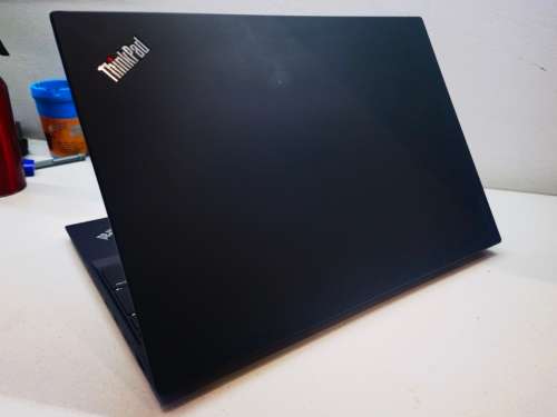 BEAST!*SUPER FAST*LENOVO THINKPAD T580*i5-8250U*FHD*256GB SSD*8GB DDR4*DUAL BATTERY*