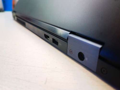 VERY FAST!*HIGH SPEC!*DELL LATITUDE 5580*i5-7200U*16GB RAM*256GB SSD*HD