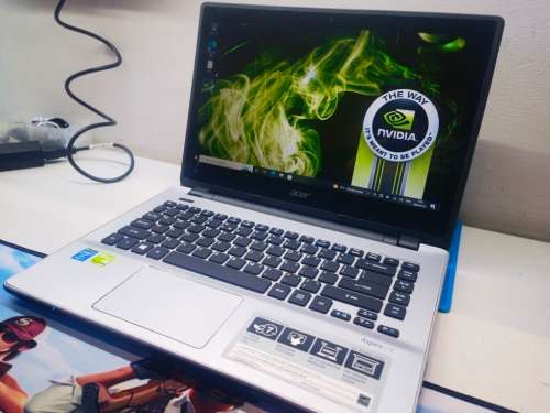 BEAST specs!*V RANGE*TOUCHSCREEN*ACER ASPIRE V3*i7-4510U*NVIDIA 840M*8GB RAM*256GB SSD