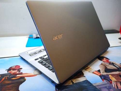 BEAST specs!*V RANGE*TOUCHSCREEN*ACER ASPIRE V3*i7-4510U*NVIDIA 840M*8GB RAM*256GB SSD