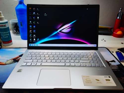 AS NEW!*VERY FAST!*10TH GEN!*ASUS VIVOBOOK X515JA*i5-1035G1*8GB DDR4*256GB SSD*BACKLIT