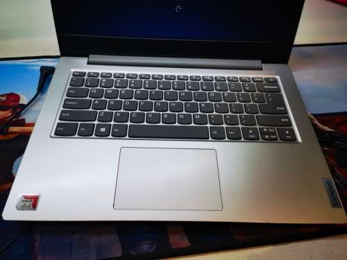 OFFICE/SCHOOL*8th GEN*LENOVO IDEAPAD SLIM 1*AMD A4-9125*4 CORE*RADEON R3 GRAPHICS*4GB*64GB SSD
