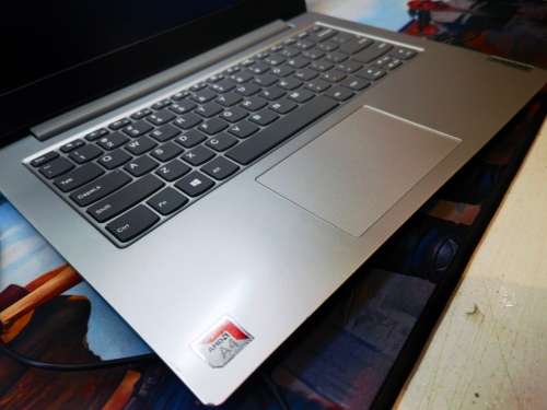 OFFICE/SCHOOL*8th GEN*LENOVO IDEAPAD SLIM 1*AMD A4-9125*4 CORE*RADEON R3 GRAPHICS*4GB*64GB SSD