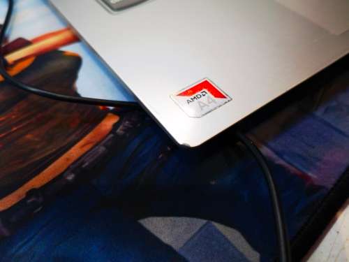 OFFICE/SCHOOL*8th GEN*LENOVO IDEAPAD SLIM 1*AMD A4-9125*4 CORE*RADEON R3 GRAPHICS*4GB*64GB SSD