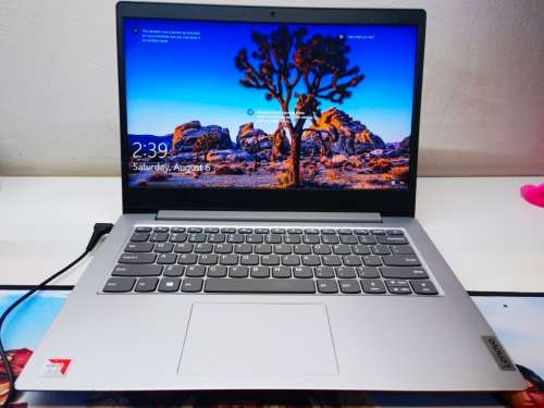 OFFICE/SCHOOL*8th GEN*LENOVO IDEAPAD SLIM 1*AMD A4-9125*4 CORE*RADEON R3 GRAPHICS*4GB*64GB SSD