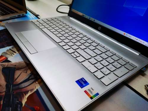 11TH GEN i7 BEAST!*HP NOTEBOOK 15*i7-1165G7*16GB DDR4*256GB SSD*1TB HDD*WARRANTY*FHD*