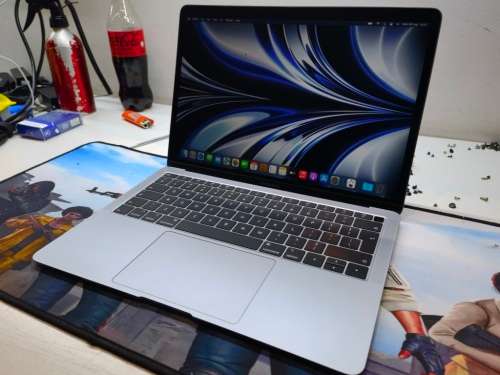 *DO NOT MISS!*13`2019 MACBOOK AIR TRUE TONE*8TH GEN*i5-8210Y*8GB RAM*256GB SSD*235 CYCLES