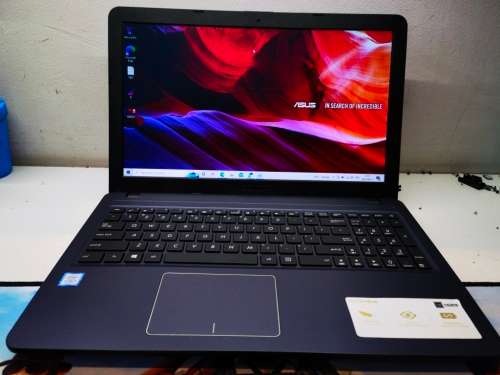 ASUS X543M-i3-7100-8GB-256gb ssd-HD GRAPHICS