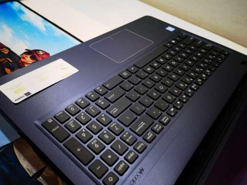 ASUS X543M-i3-7100-8GB-256gb ssd-HD GRAPHICS