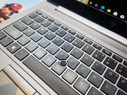 INCREDIBLE LAPTOP!!!**HP ZBOOK 14u G6*i7vPro8665U*8GB DDR4*512GB SSD*FHD*UHD620*4G LTE*WARRANTY