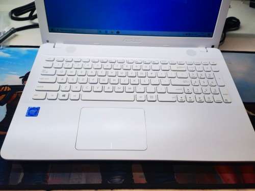 *STUNNING*ASUS A514S*N3060*2GB*500GB*HD GRAPHICS*DVD*