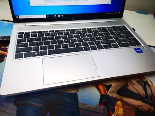 HP PROBOOK 450 G8*i5-1135G7*16GB DDR4*256GB SSD*HD*