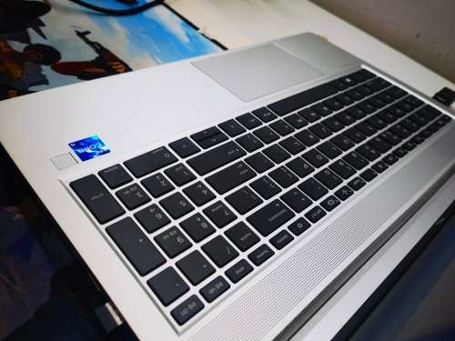 HP PROBOOK 450 G8*i5-1135G7*16GB DDR4*256GB SSD*HD*
