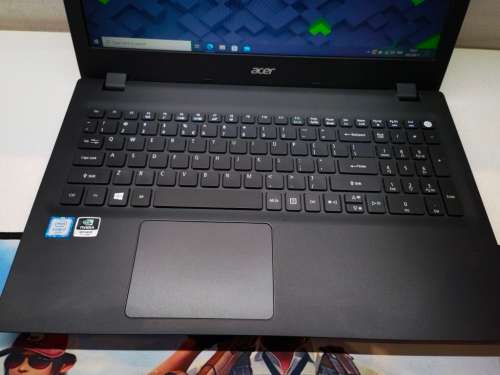 FAST*BEAST SPECS*LATEST TECH*ACER TRAVELMATE P258-M*i7-6500U*256GB SSD*8GB RAM*NVIDIA GEFORCE*