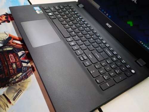 FAST*BEAST SPECS*LATEST TECH*ACER TRAVELMATE P258-M*i7-6500U*256GB SSD*8GB RAM*NVIDIA GEFORCE*