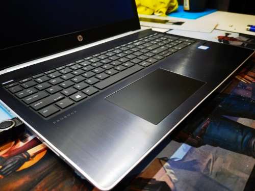 *HIGH SPEC!*8TH GEN*HP PROBOOK 450 G5-i5-8250U*8GB DDR4*256GB NVME SSD*500GB HDD*QUAD CORE