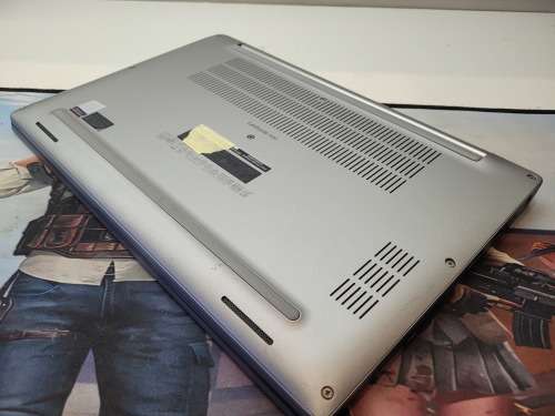 ABSOLUTE WOW!*DELL LATITUDE 7400 2IN1*TOUCHSCREEN*i7-8665U*16GB RAM*256GB SSD*FHD*BACKLIT