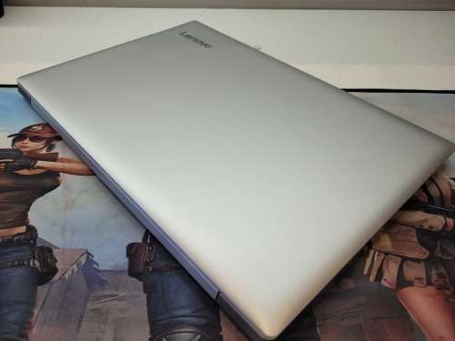 LATE ENTRY!*STUNNING 8th GEN*LENOVO ideapad 330*N4000*8GB DDR4*500GB*UHD 600 GRAPHICS*