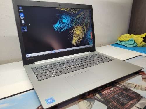 LATE ENTRY!*STUNNING 8th GEN*LENOVO ideapad 330*N4000*8GB DDR4*500GB*UHD 600 GRAPHICS*