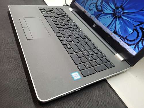 VERY FAST!*HIGH SPEC!*LATEST MODEL*HP 250 G6*7TH GEN i5-I5-7200u*8GB DDR4*240GB SSD*