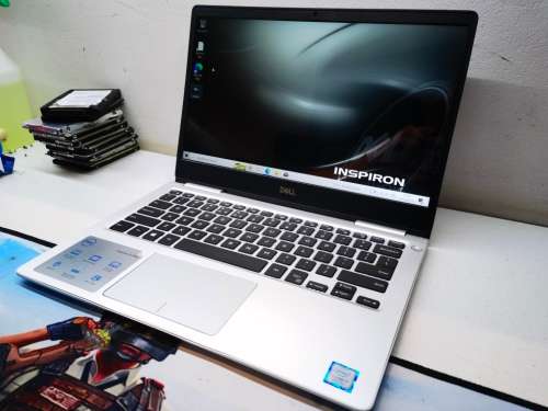 Amazing!*AS NEW!*VERY FAST!*DELL INSPIRON 7380*8TH GEN i7*i7-8565U*8GB*256GB SSD*FHD*