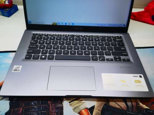 STUNNING!*ASUS X415FA*i3-10110U*10TH GEN*8GB DDR4*1000GB HDD*UHD GRAPHICS