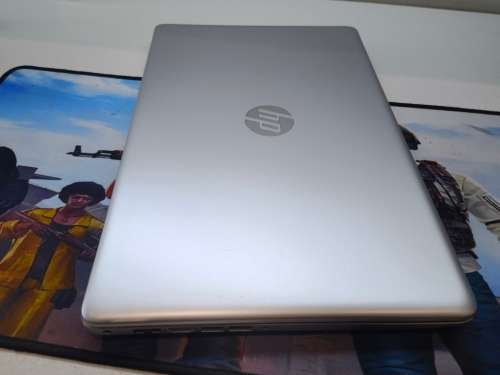 VERY FAST!*STUNNING!*HP NOTEBOOK 15*i5-8250U*8GB DDR4*240GB SSD*HD*