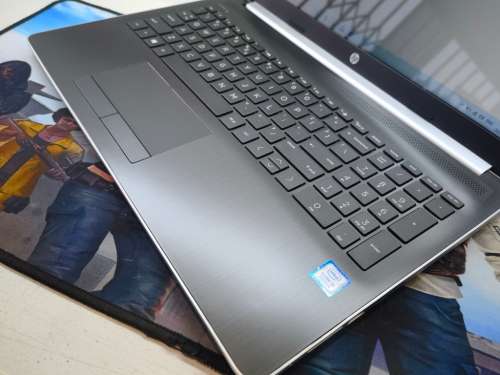 VERY FAST!*STUNNING!*HP NOTEBOOK 15*i5-8250U*8GB DDR4*240GB SSD*HD*