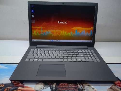 FAST!*HIGH SPEC!*QUAD CORE 8th Gen i5*LENOVO 130*i5-8250U*12GB DDR4*480GB SSD*UHD620*