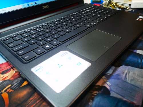 LATE ENTRY-DELL INSPIRON 3567-i7-7500U-HD*16GB DDR4*RADEON R5 M430*256GB SSD*
