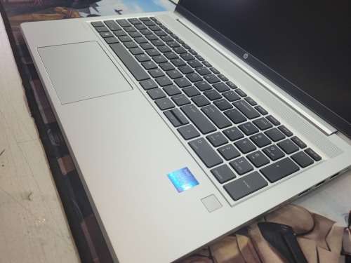 BRAND NEW*10/10!*BEAST!*HP PROBOOK 450 G8*i5-1135G7*8GB DDR4*512GB SSD*FHD*G7 GRAPHICS*WARRANTY