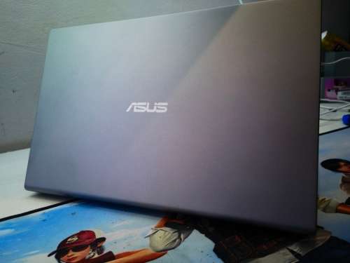 11TH GEN BEAST*VERY FAST!*ASUS VIVOBOOK X515P*i7-1165G7*8GB DDR4*512GB SSD*HD*G7 GRAPHICS