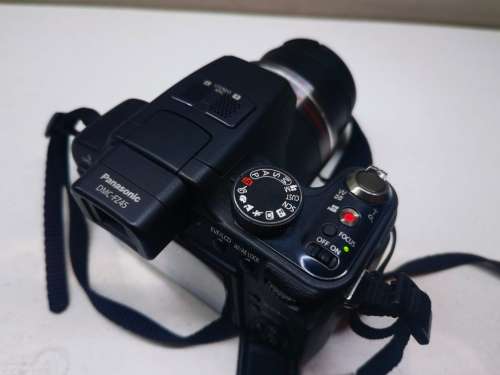 EXCELLENT!*PANASONIC LUMIX  DMC-FZ45*14.MP*24XZOOM*4XDIGITAL*VIDEOS RECORDING*