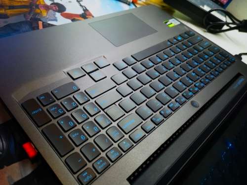 GAMING BEAST!*LENOVO IDEAPAD GAMING 3*i5-10300H*32GB DDR4*1000GB SSD*NVIDIA GTX1650*FHD*