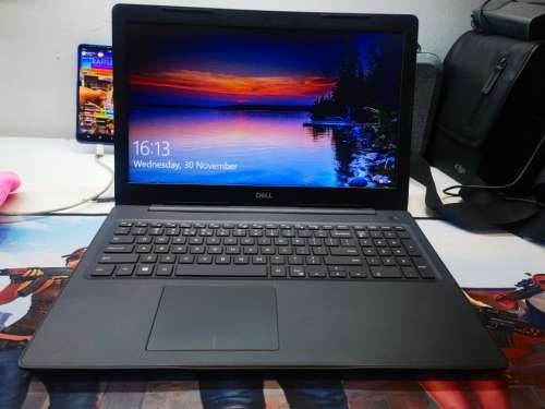 VERY FAST!*HIGH SPEC!*DELL VOSTRO 3590*i3-10110u*8GB DDR4*256GB SSD*HD*WARRANTY